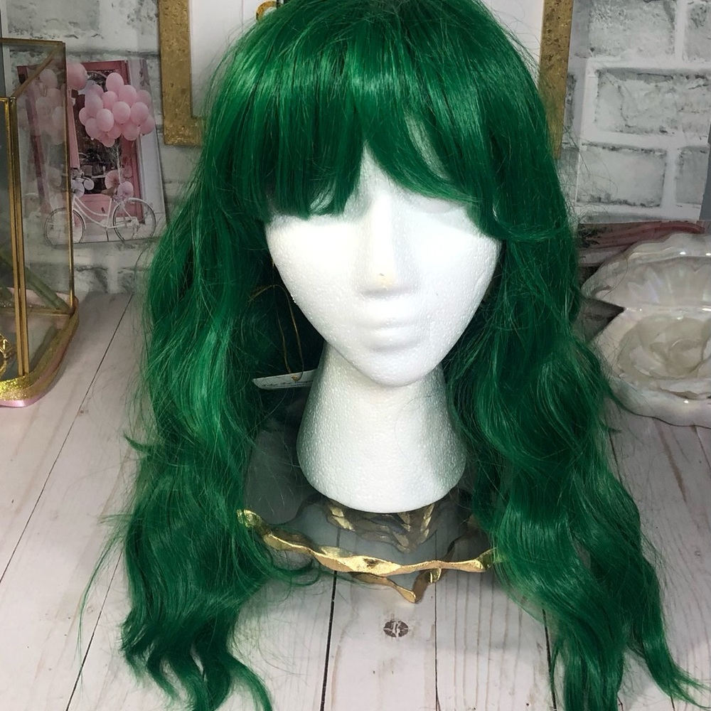 Green Synthetic Wig - Wavy, Shoulder Length w/Bangs  - New, Never Worn